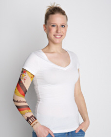 Überziehstrumpf Tattoo Deutschland-Skyline Hautfarben